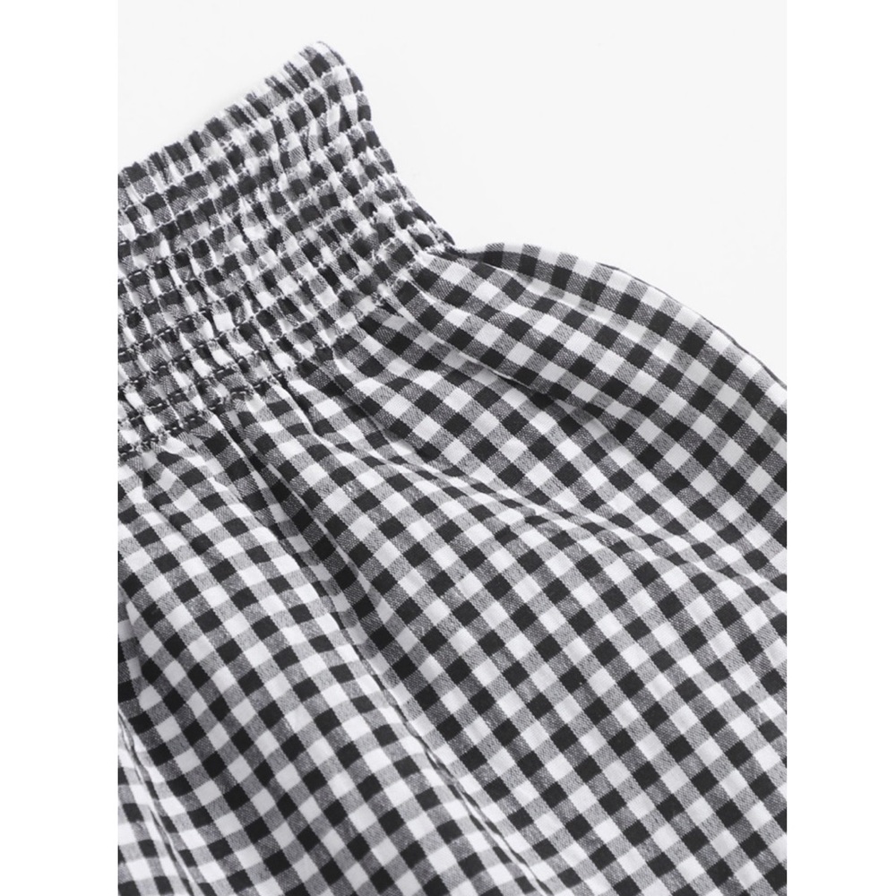 Boutique | Checkered Shorts - Picture 4 of 10